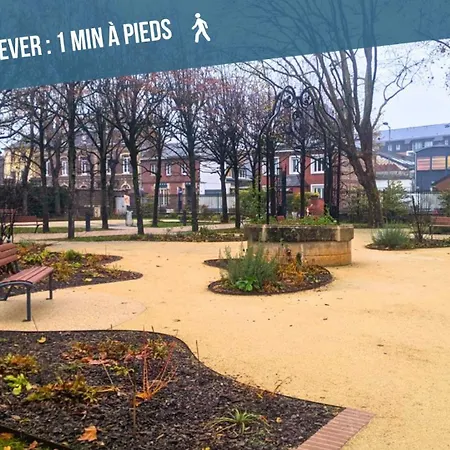 Apartment Voyage Au Calme A 10 Minutes Du Centre Avec Parking Inclus Et Fibre, Ideal Solo Et Pro