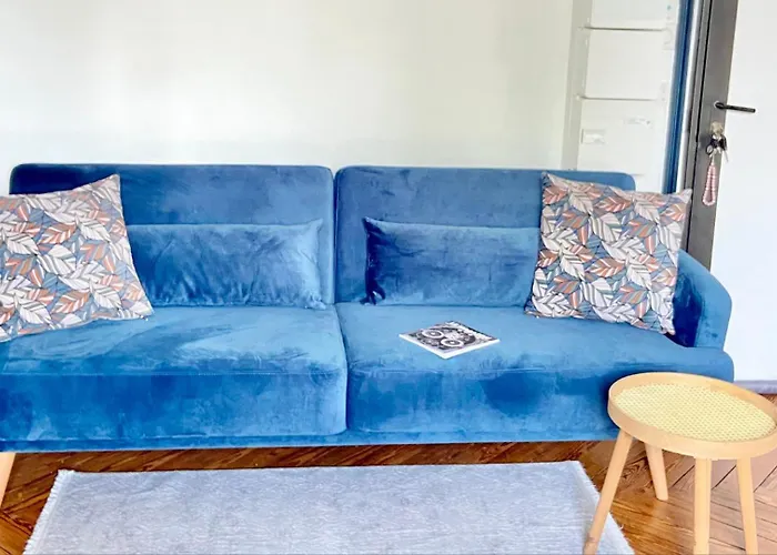 Voyage Au Calme A 10 Minutes Du Centre Avec Parking Inclus Et Fibre, Ideal Solo Et Pro Appartement *